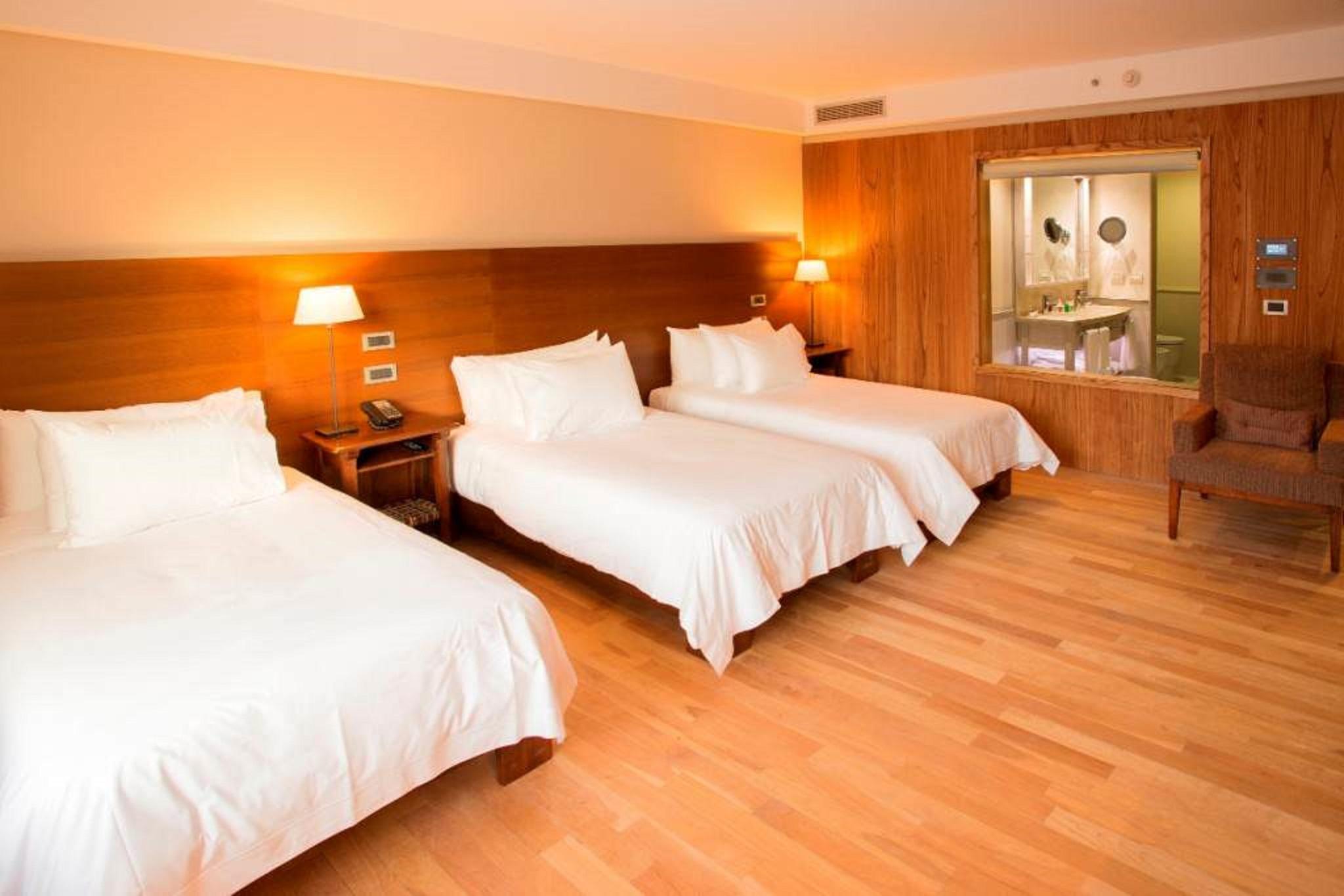 Arakur Ushuaia Resort & Spa Ngoại thất bức ảnh A room at the hotel
